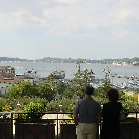 Flegrea House - Casa Rosa ポッツオーリ