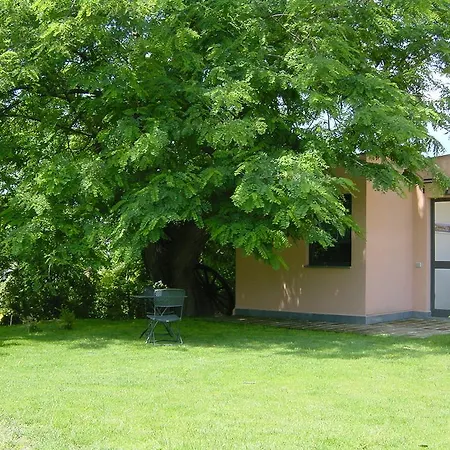 Flegrea House Aparthotel