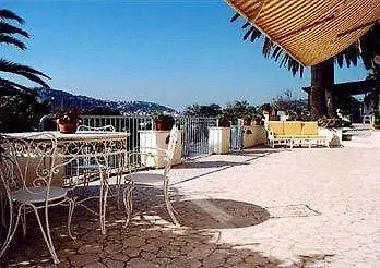 Aparthotel Flegrea House