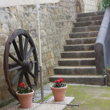 Flegrea House 3*